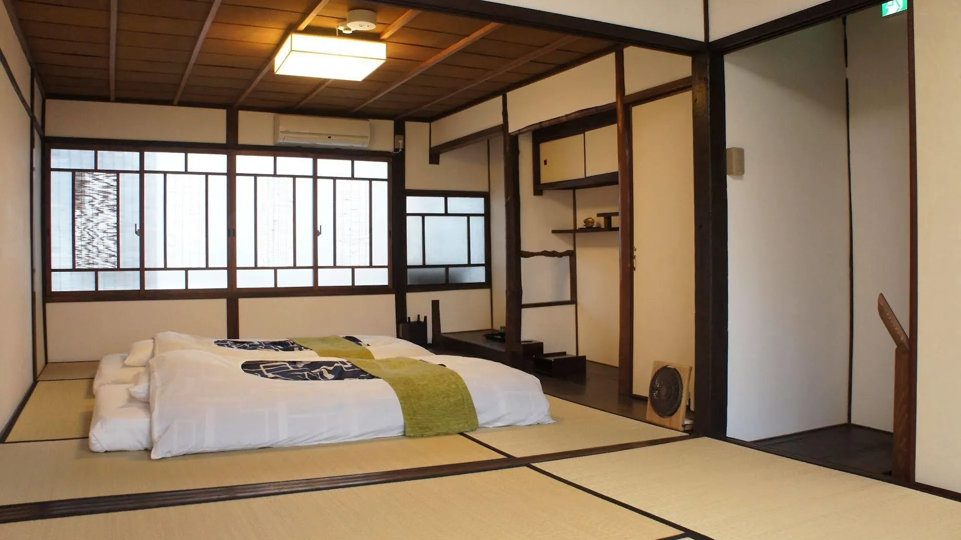 Yunokian Villa Kyoto 0*,  Japan